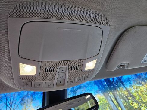 Used 2016 Lincoln MKX Reserve w/ Technology Package image 54