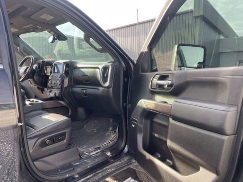 Used 2021 GMC Sierra 3500 Denali w/ Denali Black Diamond Edition image 42