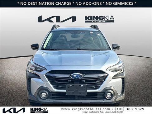 Used 2024 Subaru Outback Premium image 27
