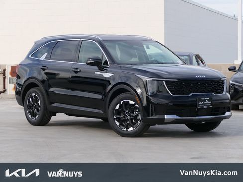 New 2026 Kia Sorento S image 1