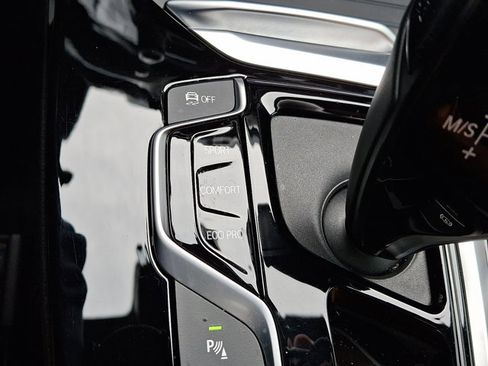 Used 2021 BMW X3 xDrive30i w/ Premium Package image 26