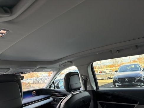 New 2025 Lincoln Nautilus Premier w/ Equipment Group 102A image 8