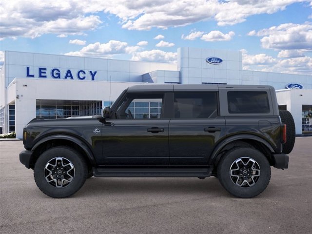 New 2026 Ford Bronco Outer Banks AWD/4WD image 3