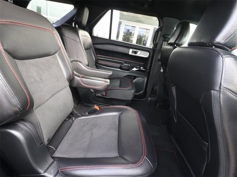 Used 2023 Ford Explorer ST-Line w/ Class IV Trailer Tow Package image 23