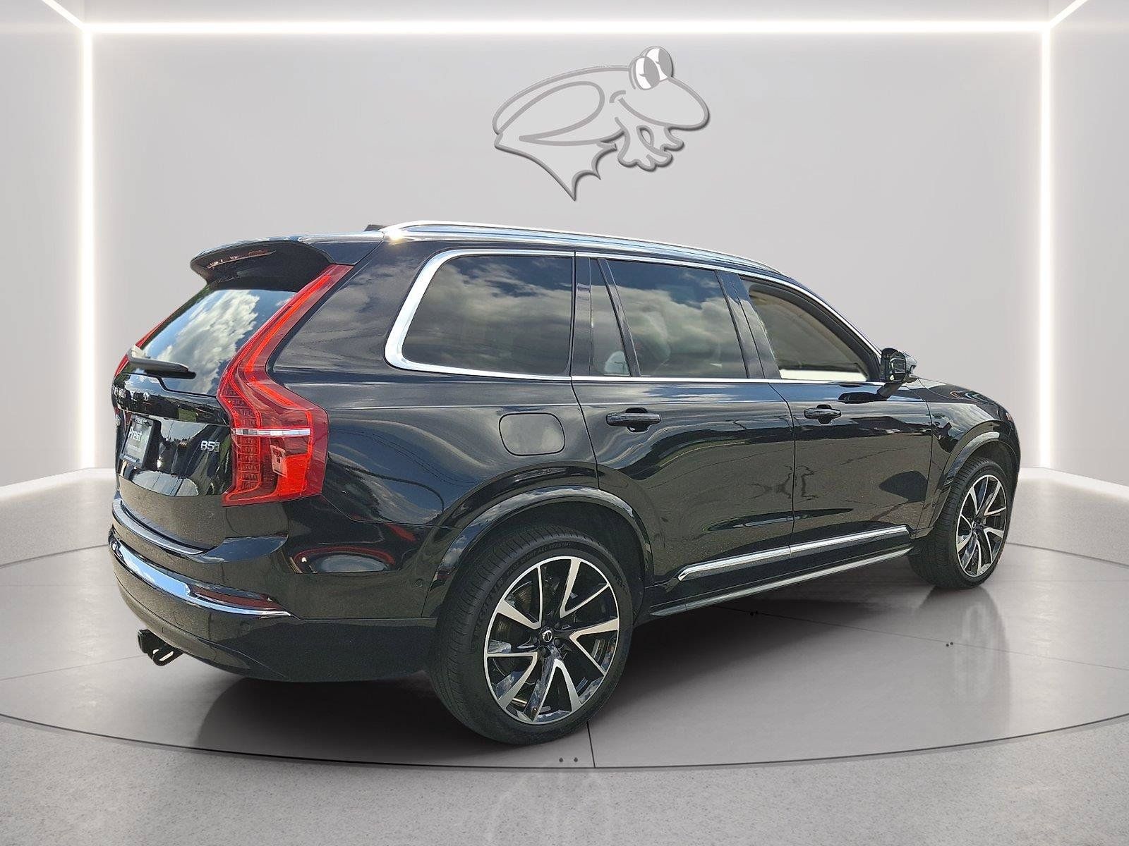 Used 2023 Volvo XC90 B5 Plus w/ Protection Package Premier AWD/4WD image 6