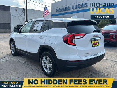 Used 2024 GMC Terrain SLE