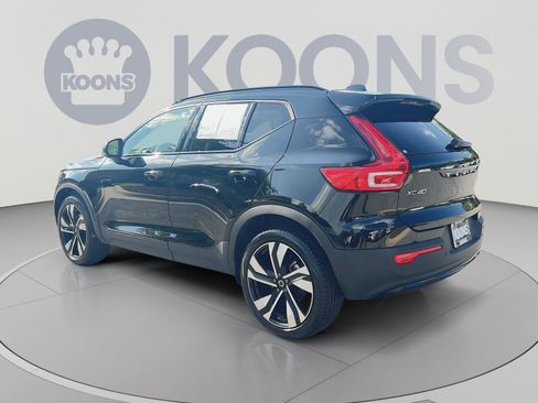 Used 2024 Volvo XC40 B5 Ultimate w/ Protection Package Premier AWD/4WD image 4