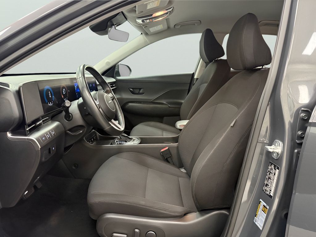 Used 2024 Hyundai Kona SEL AWD/4WD image 12
