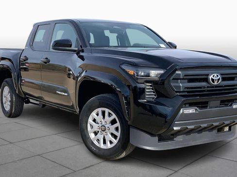 Used 2024 Toyota Tacoma SR5 image 2