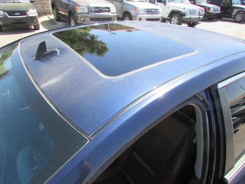 Used 2008 Saturn Aura XR w/ Premium Trim Package FWD image 27