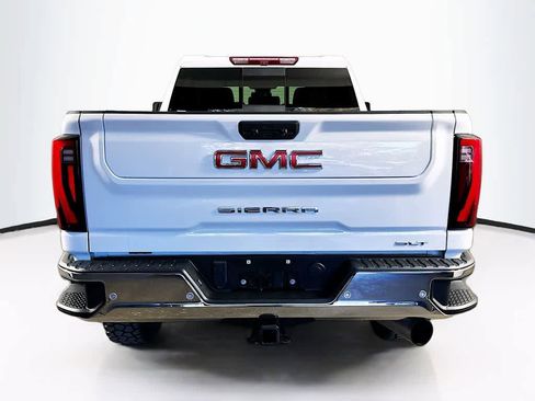 Used 2024 GMC Sierra 2500 SLT w/ SLT Premium Package image 5