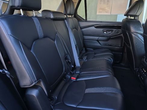 Used 2024 Honda Pilot EX-L image 28