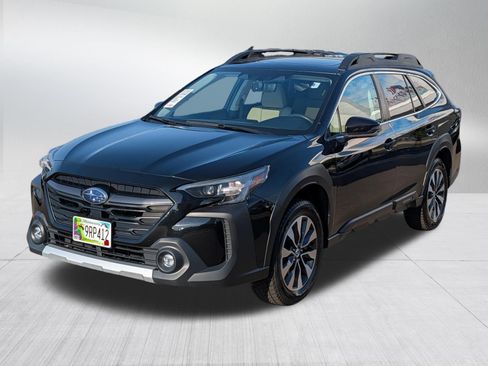 Used 2023 Subaru Outback Limited AWD/4WD image 3