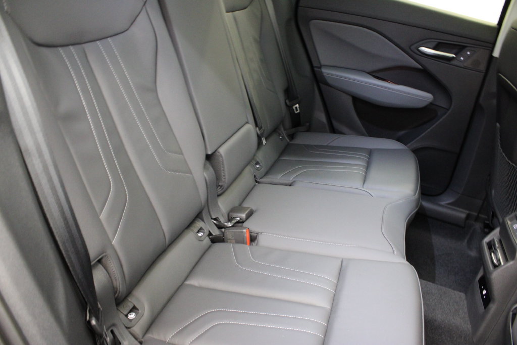 New 2026 Audi Q3 quattro 2.0T AWD/4WD image 21