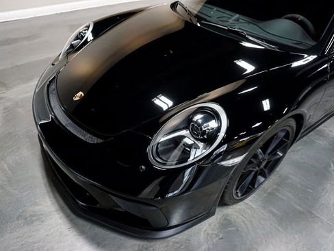 Used 2018 Porsche 911 GT3 RWD image 49