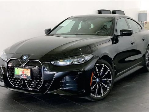 Used 2022 BMW i4 eDrive40 w/ M Sport Package RWD image 1