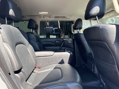 Used 2021 INFINITI QX80 Luxe image 29