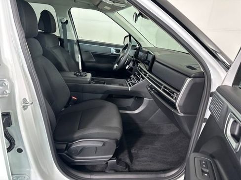 Used 2024 Hyundai Santa Fe SE image 28