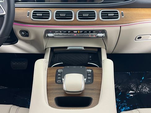 Certified 2026 Mercedes-Benz GLE 350 4MATIC image 18