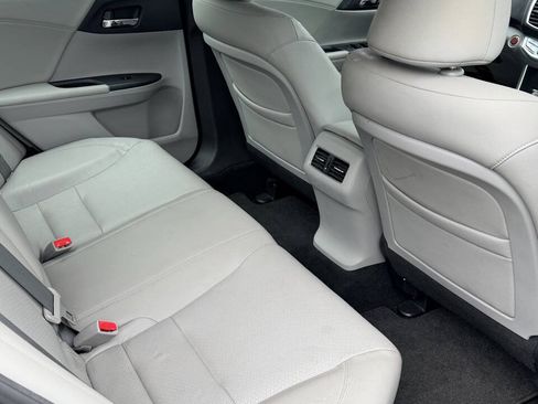 Used 2013 Honda Accord EX-L image 6