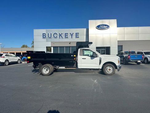 New 2024 Ford F350 XL w/ XL Chrome Package RWD image 3