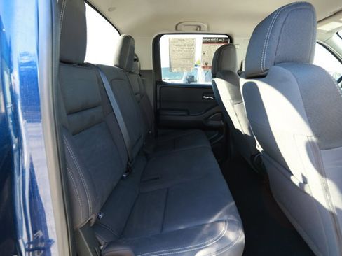 Used 2023 Nissan Frontier SV image 48