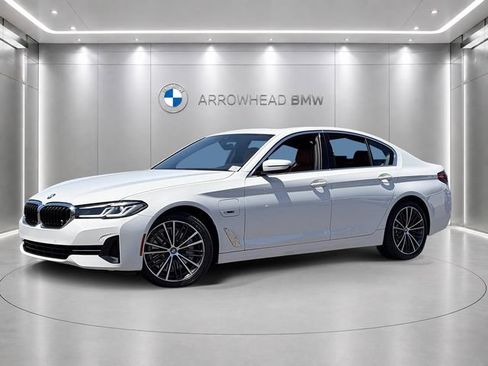 Used 2023 BMW 530e w/ Premium Package RWD image 1