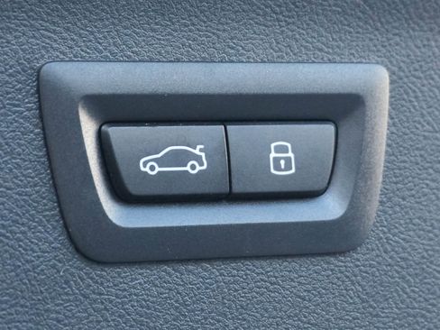 Used 2025 BMW X4 xDrive30i image 34