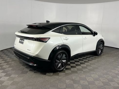 Used 2024 Nissan Ariya FWD image 6