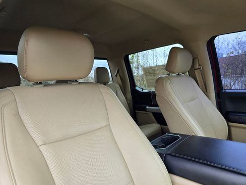 Used 2017 Ford F250 Lariat w/ Chrome Package image 60