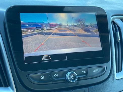 Used 2024 Chevrolet Malibu LT image 22