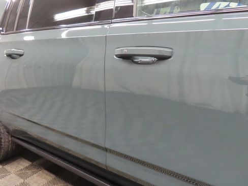 Used 2026 GMC Yukon XL AT4 Ultimate AWD/4WD image 36