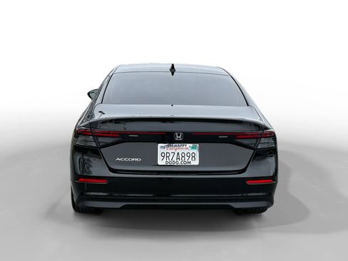 Certified 2025 Honda Accord SE image 4