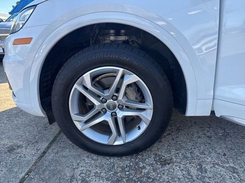 Used 2018 Audi Q5 2.0T Premium image 29