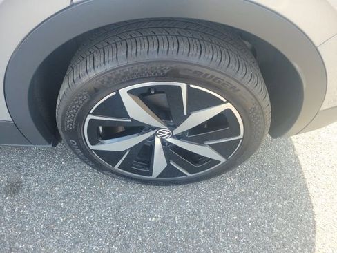 Used 2024 Volkswagen ID.4 Pro S image 11