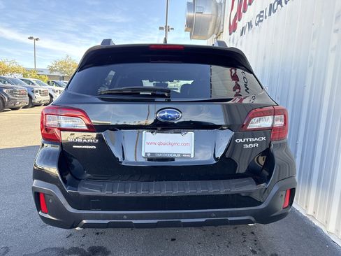 Used 2018 Subaru Outback 3.6R Limited image 8