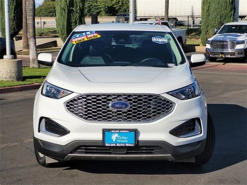 Used 2024 Ford Edge SEL image 3