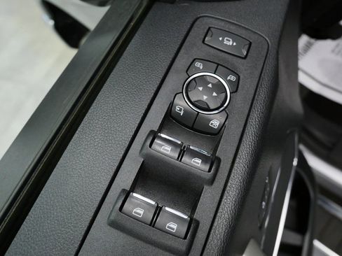 Used 2021 Ford F350 Lariat w/ Lariat Value Package image 15