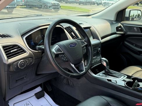 Used 2016 Ford Edge SEL w/ Equipment Group 201A FWD image 11