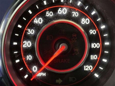 Used 2021 Jeep Wrangler Unlimited Rubicon image 25