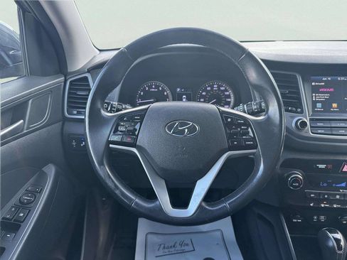 Used 2018 Hyundai Tucson Value w/ Cargo Package AWD/4WD image 27