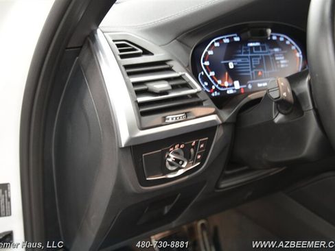 Used 2025 BMW X4 M40i image 29