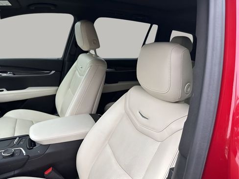 Certified 2023 Cadillac XT6 Sport w/ Technology Package image 27