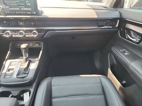 Used 2025 Honda CR-V EX-L image 10