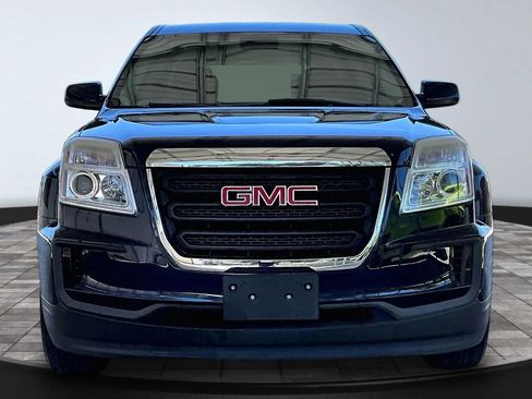 Used 2016 GMC Terrain SLE FWD image 2
