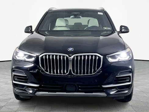 Certified 2022 BMW X5 xDrive45e image 2