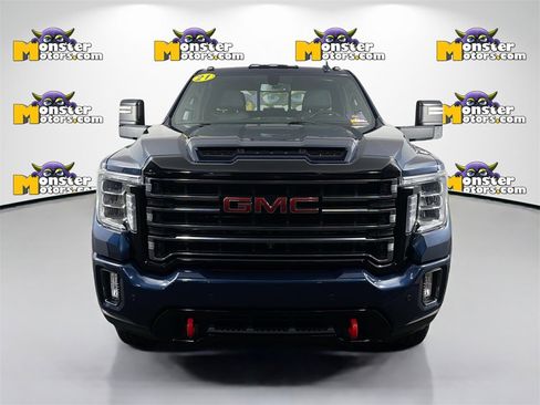 Used 2021 GMC Sierra 2500 AT4 w/ AT4 Preferred Package image 2