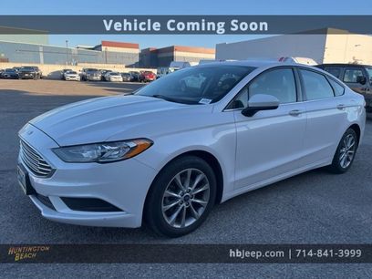 Used 2017 Ford Fusion SE w/ Fusion SE Technology Package