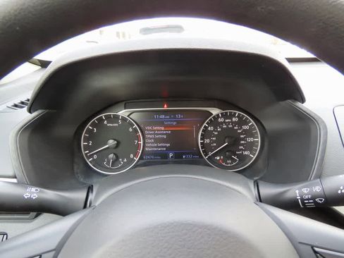 Used 2022 Nissan Altima 2.5 SV image 23