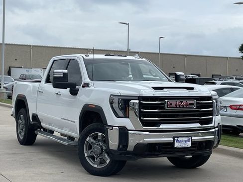 Used 2025 GMC Sierra 2500 SLT w/ SLT Convenience Package AWD/4WD image 2